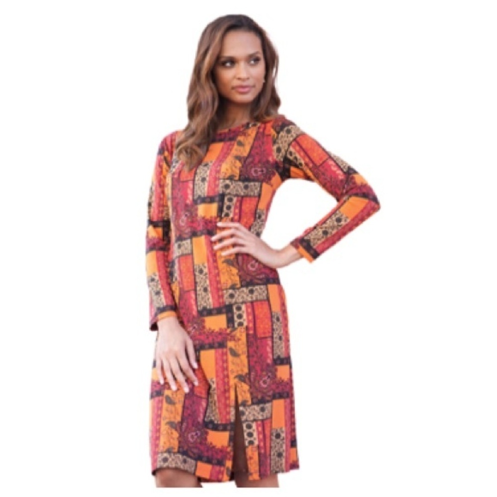 Shift dress with geometrical pattern